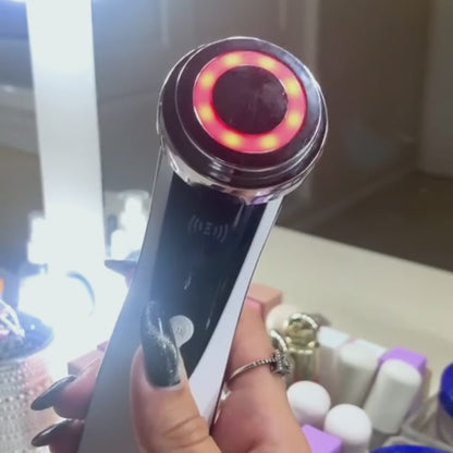 Reafirma tu piel en 7 días con LuxCare® + Serum Vitamina C GRATIS